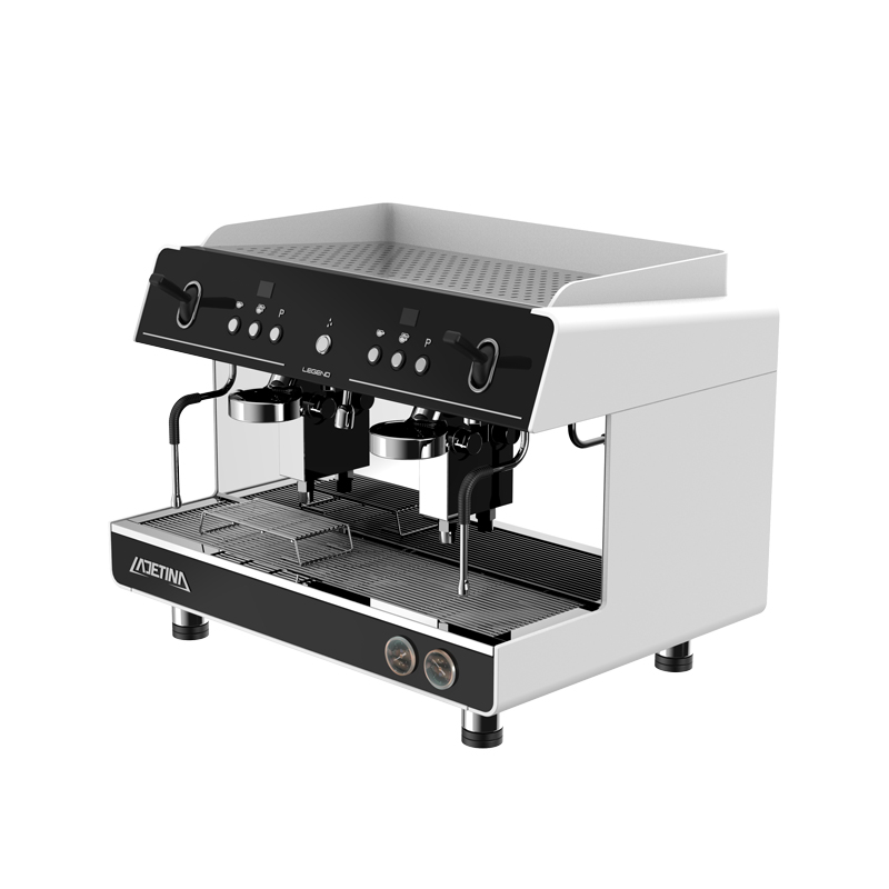 ①　創(chuàng)新的外觀設(shè)計(jì)、E61沖泡頭
②　外觀采用航空鋁材料噴涂工藝及結(jié)合暗金不銹鋼設(shè)計(jì)，配炫
酷LED燈光鏡面效果
③　內(nèi)置商用級(jí)旋轉(zhuǎn)式葉片泵，提供持續(xù)恒定基取水壓
④　專業(yè)微電腦控制水位監(jiān)測(cè)系統(tǒng)，高溫監(jiān)測(cè)系統(tǒng)，有效防止加
熱系統(tǒng)干燒
⑤　采用高精度雙壓力表，獨(dú)立顯示水壓和氣壓
⑥　外置熱水口，為臨時(shí)性少量熱水需求，提供便捷的方案
⑦　咖啡萃取照明射燈，貼心設(shè)計(jì)，讓咖啡師萃取的時(shí)候更直觀
看到Espresso表面色澤
⑧　簡(jiǎn)約直觀的萃取計(jì)時(shí)功能設(shè)計(jì)，為萃取每一杯醇厚的咖啡
定格時(shí)間參考
⑨　一鍵開機(jī)，自動(dòng)補(bǔ)水、自動(dòng)加熱功能，快速智能化啟動(dòng)
⑩　傳承以往預(yù)浸泡功能，為每一杯咖啡的香濃醇厚提供保障
?　整機(jī)附帶電子高溫、機(jī)械高溫、機(jī)械高壓等多重安全防護(hù)功能
?　雙蒸汽管，撥桿式蒸汽閥配置，全方位多向蒸汽噴嘴，以快
速便捷的方式制作綿密奶泡
?　采用純紫銅鍋爐及節(jié)能工藝，有效提高子母鍋爐熱交換效率
保障持續(xù)萃取的溫度穩(wěn)定